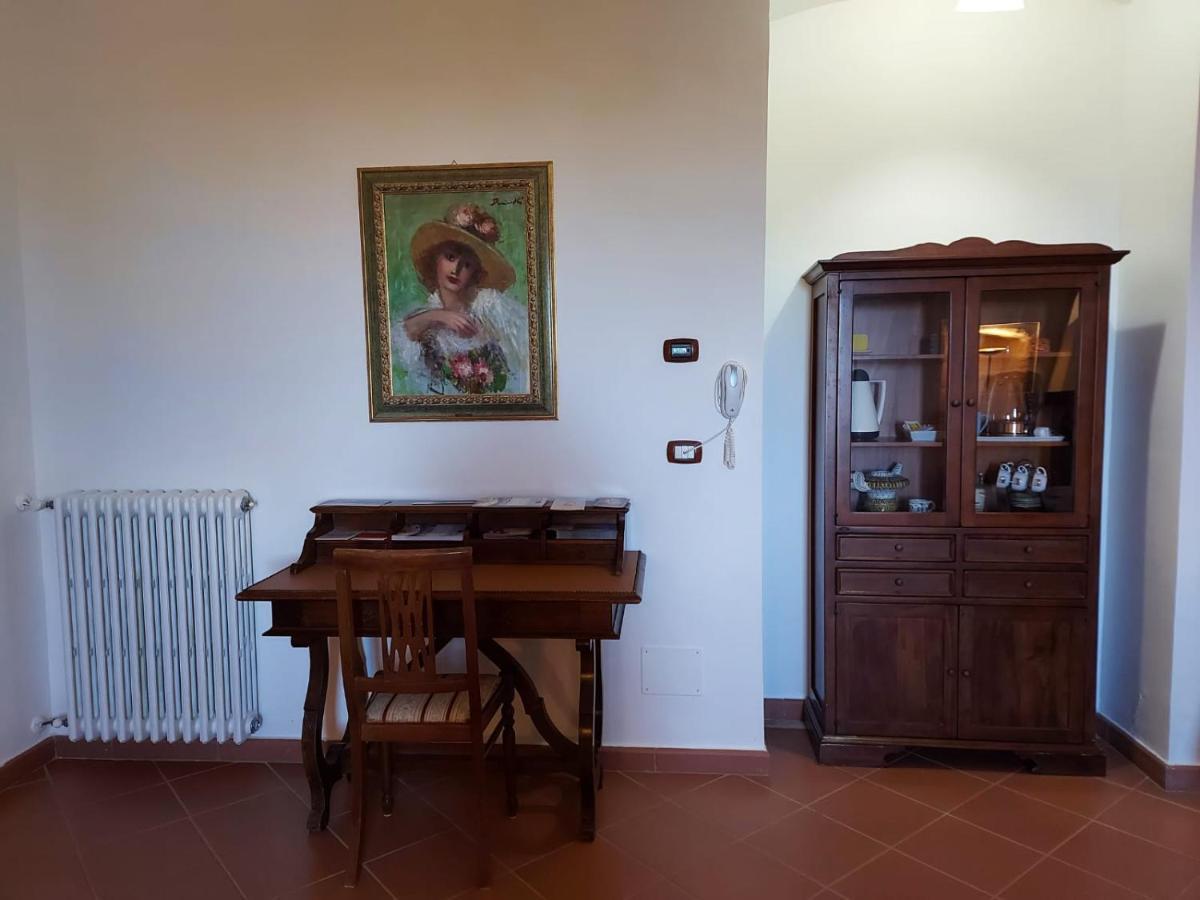 La Villa Del Conte Barletta Buitenkant foto